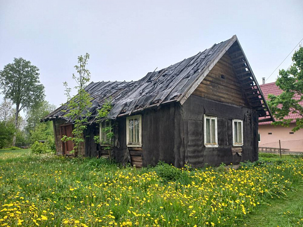 Участок со старым домом,  д. Иваново Болото