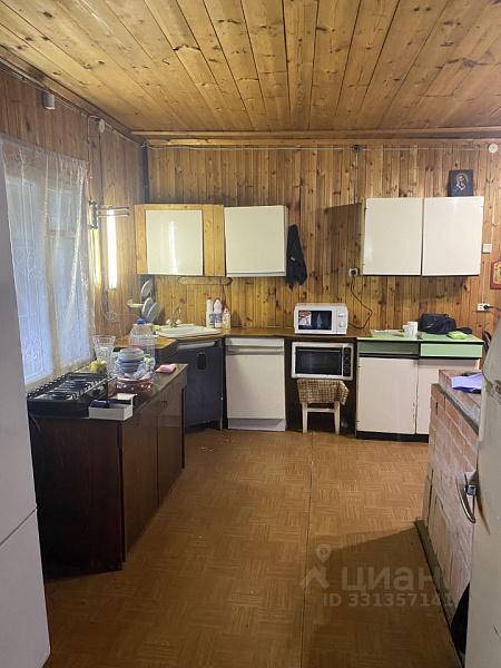 Усадьба в деревне Погребище Плюсский район